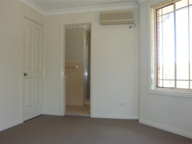 46a Sartor Crescent, Bossley Park NSW 2176