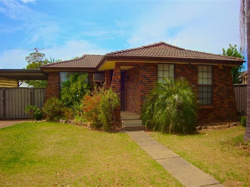 7 Dickens Road, Wetherill Park NSW 2164