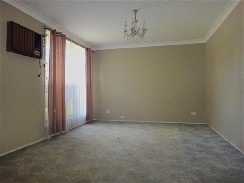 7 Dickens Road, Wetherill Park NSW 2164