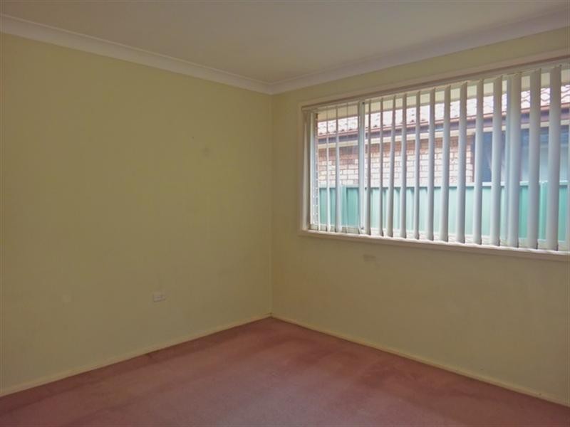 14 Macedon Street, Bossley Park NSW 2176