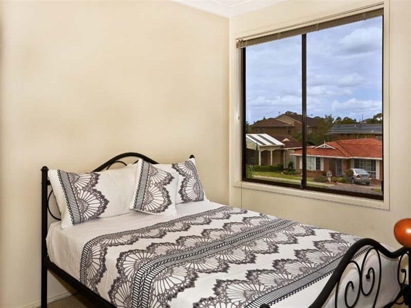 6 Ryder Road, Greenfield Park NSW 2176