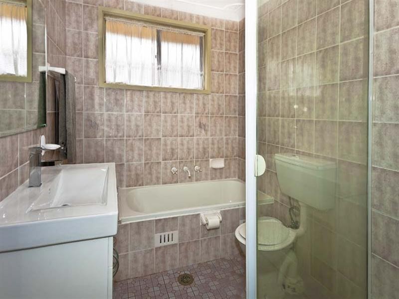 13 Esperance Crescent, Wakeley NSW 2176