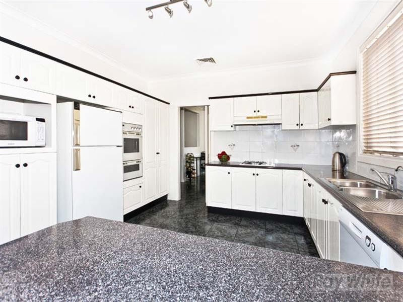 7 Bilboa Place, Edensor Park NSW 2176