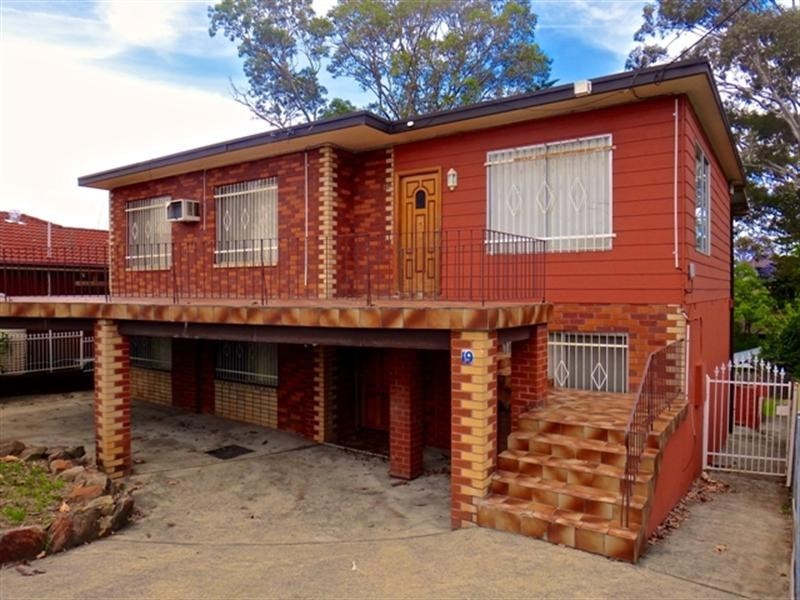 19 O’Shannassy Street, Mount Pritchard NSW 2170