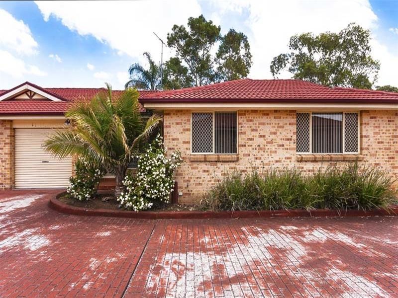1/10-11 Devonport Street, Wakeley NSW 2176