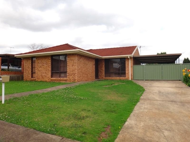 156 Sweethaven Road, Bossley Park NSW 2176