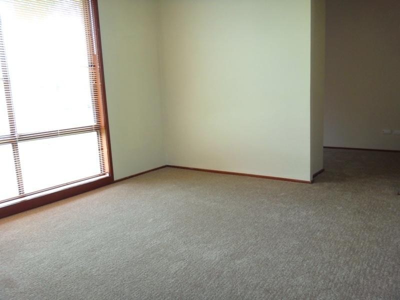 156 Sweethaven Road, Bossley Park NSW 2176