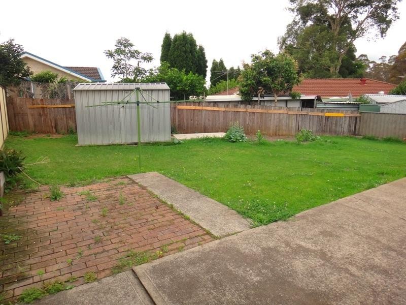 156 Sweethaven Road, Bossley Park NSW 2176