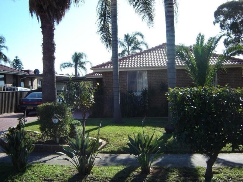 7 Burramy Close, Bossley Park NSW 2176