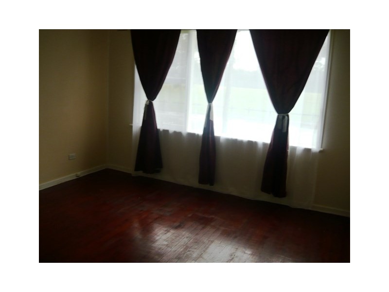 8 Rhondda Street, Smithfield NSW 2164