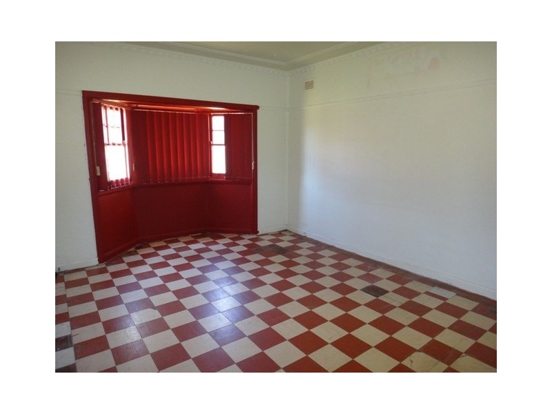 33 Camden Street, Fairfield Heights NSW 2165