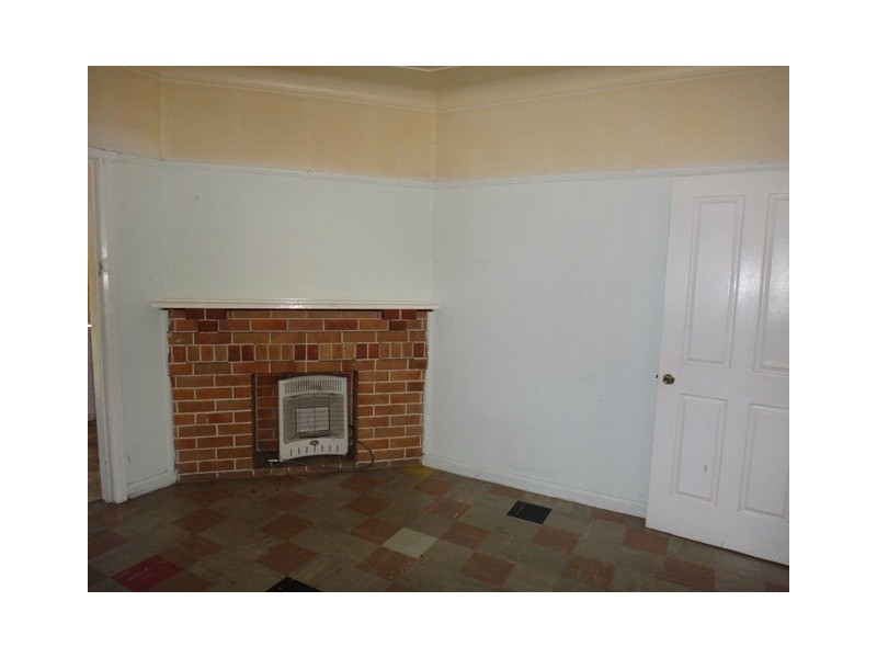 33 Camden Street, Fairfield Heights NSW 2165