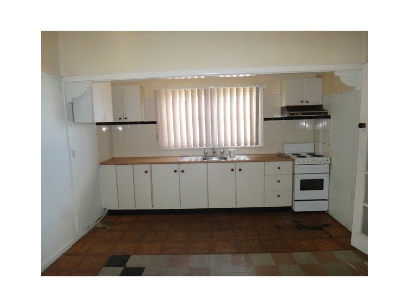 33 Camden Street, Fairfield Heights NSW 2165