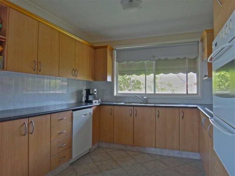 10 Macedon Street, Bossley Park NSW 2176