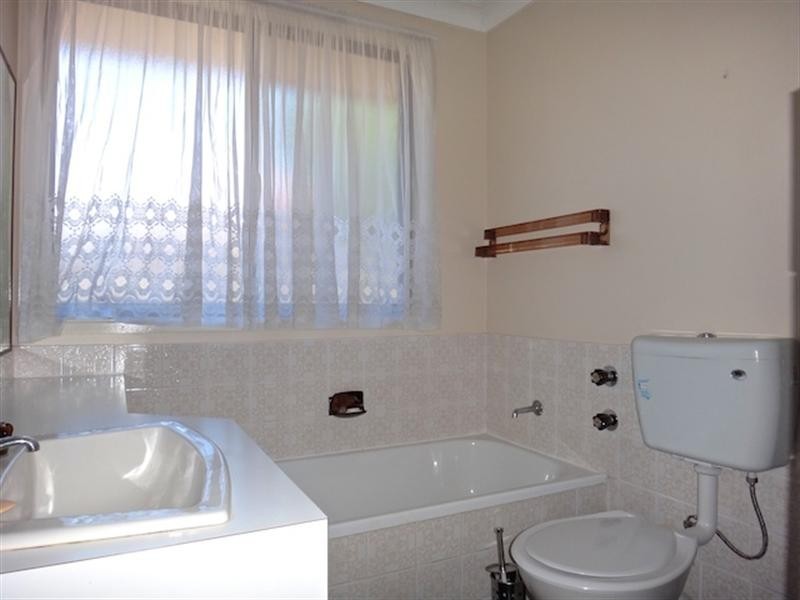 7 Dickens Road, Wetherill Park NSW 2164