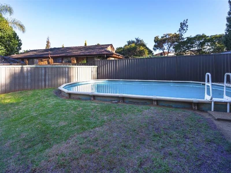 4 Arrawatta Close, Edensor Park NSW 2176