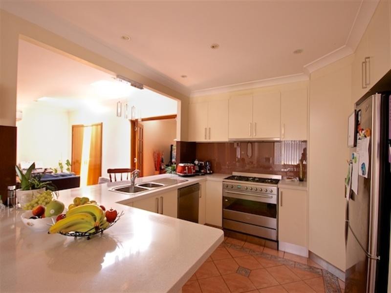 44 Province Street, Abbotsbury NSW 2176