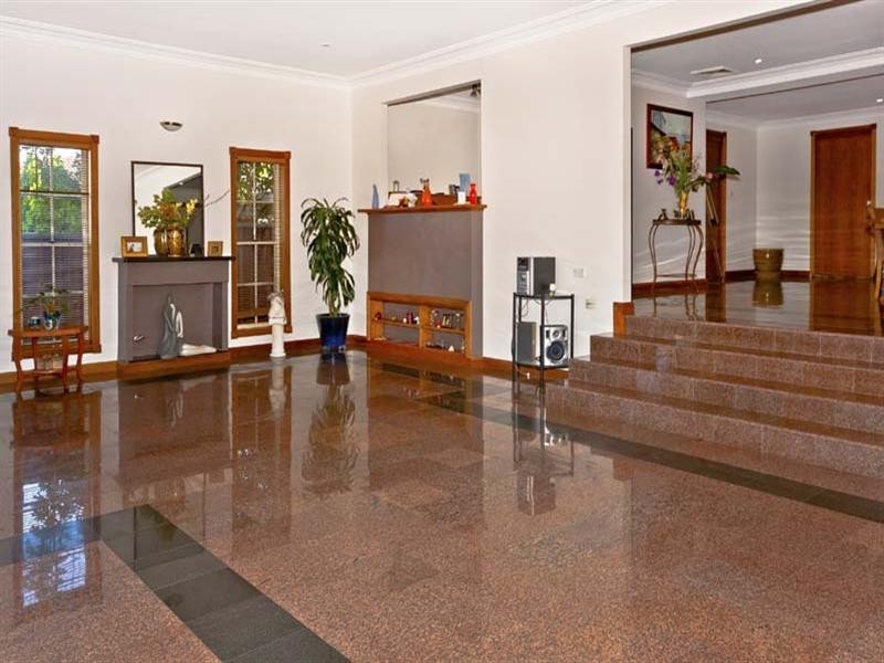 26 Boronia Road, Bossley Park NSW 2176