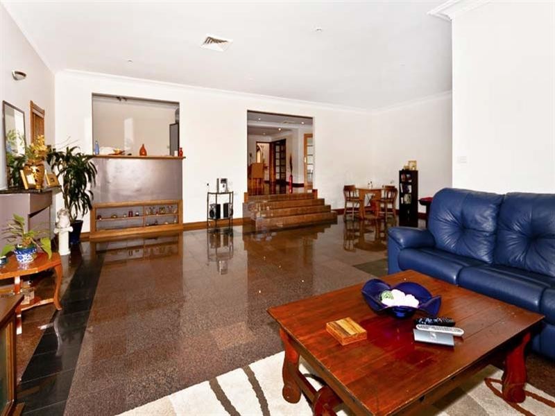 26 Boronia Road, Bossley Park NSW 2176