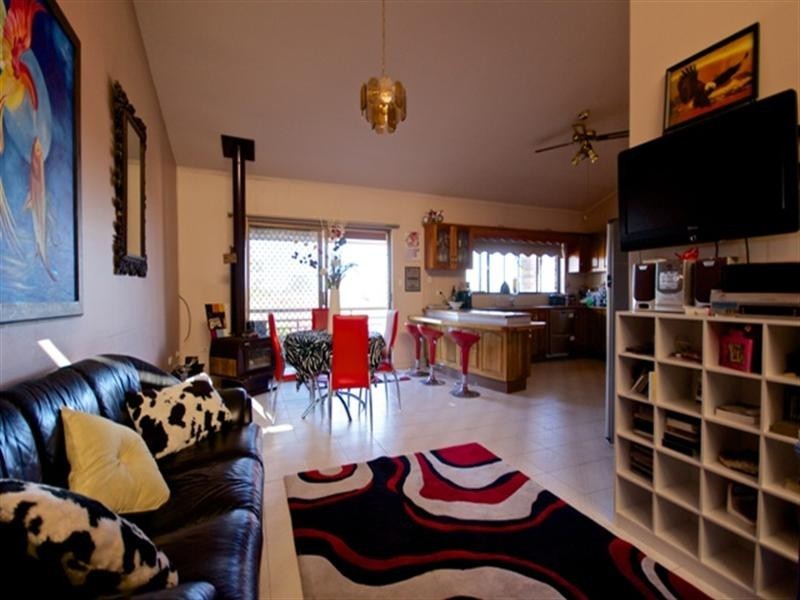 46 Boronia Road, Bossley Park NSW 2176