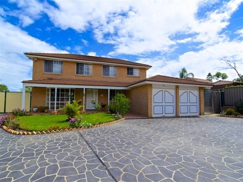 3 Manna Place, Bossley Park NSW 2176