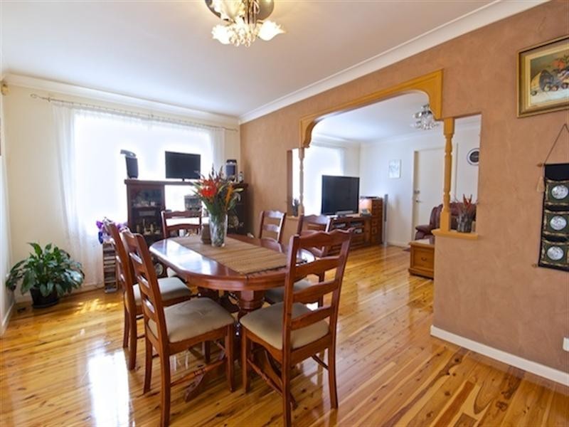 3 Manna Place, Bossley Park NSW 2176