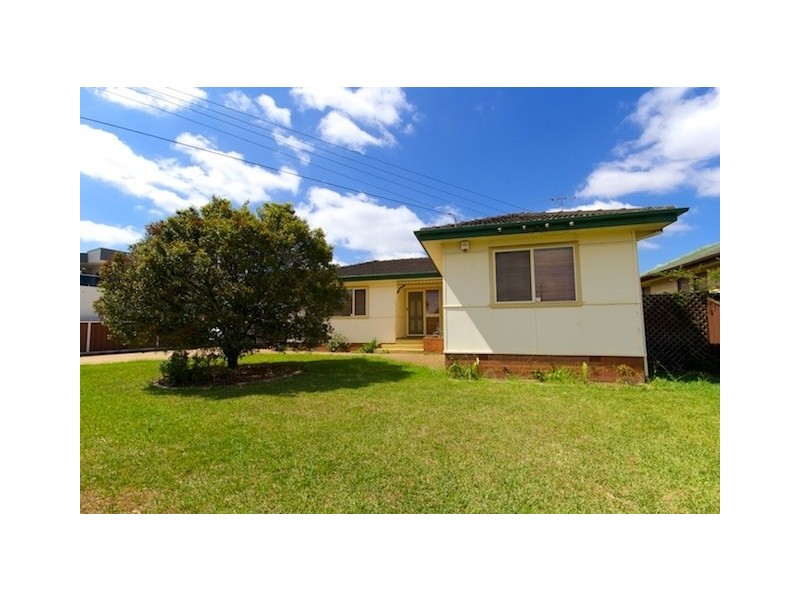 311 Brenan Street, Smithfield NSW 2164