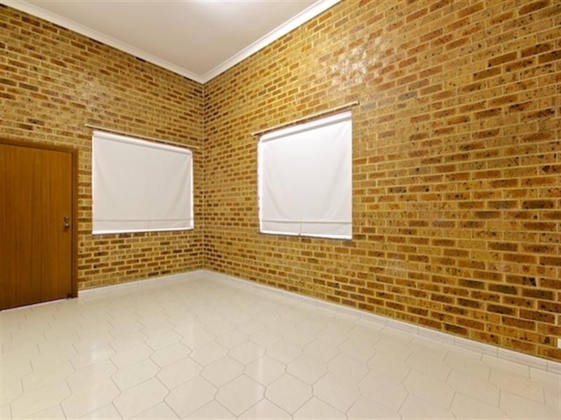 24 Chickasaw Crescent, Greenfield Park NSW 2176