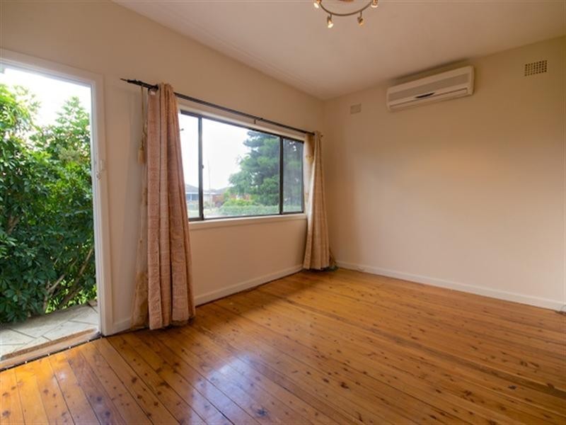137 Victoria Street, Smithfield NSW 2164