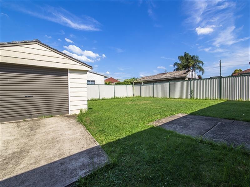 11 Chisholm Street, Smithfield NSW 2164