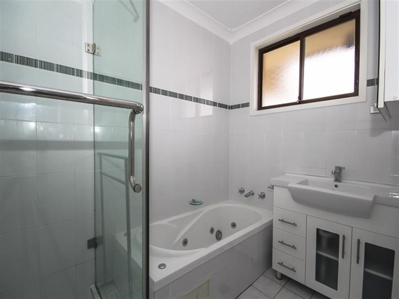 15 Tennyson Street, Wetherill Park NSW 2164