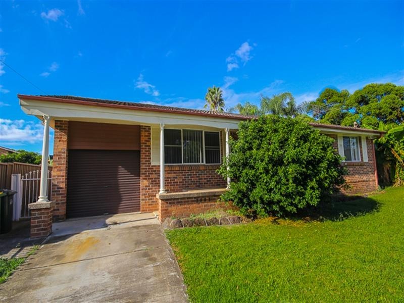 3 Caesar Close, Prairiewood NSW 2176