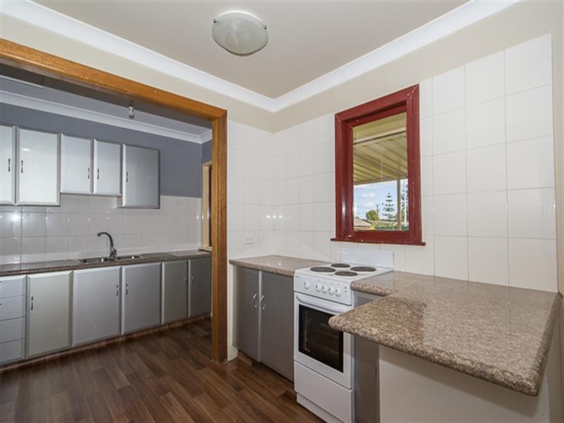 11 Pool Place, Fairfield West NSW 2165