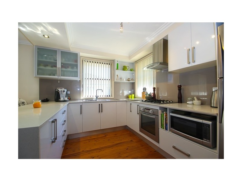 46 Roland Street, Bossley Park NSW 2176