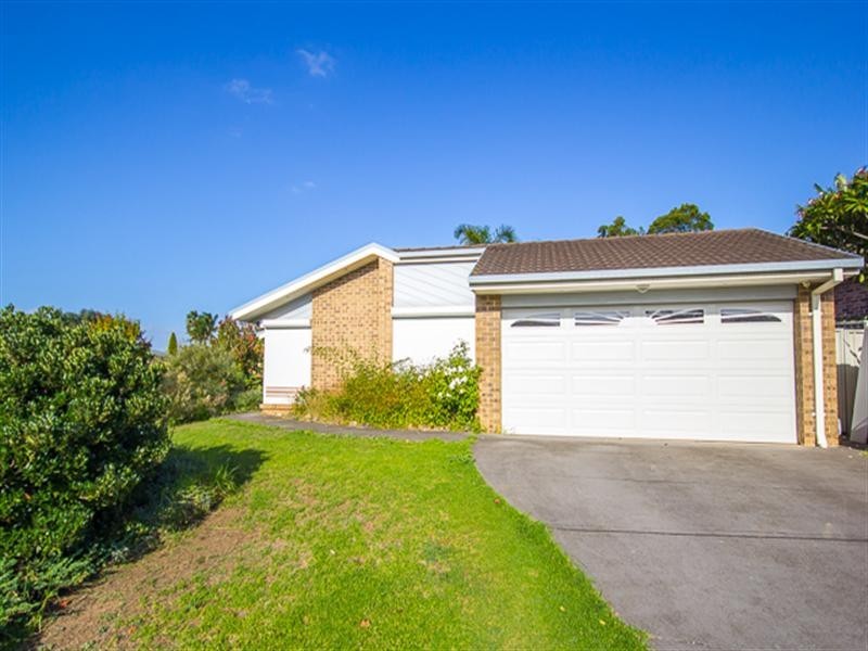 8 Procter Close, Abbotsbury NSW 2176