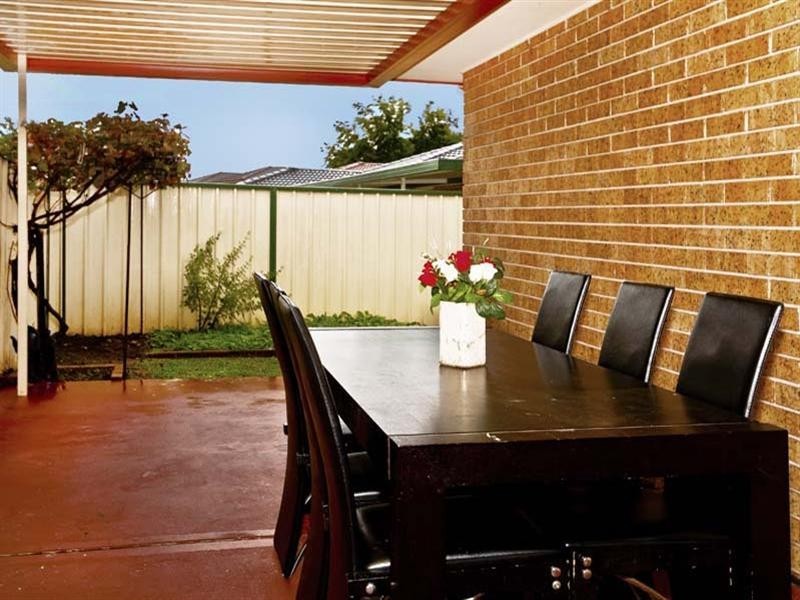 30 Mallacoota Street, Wakeley NSW 2176