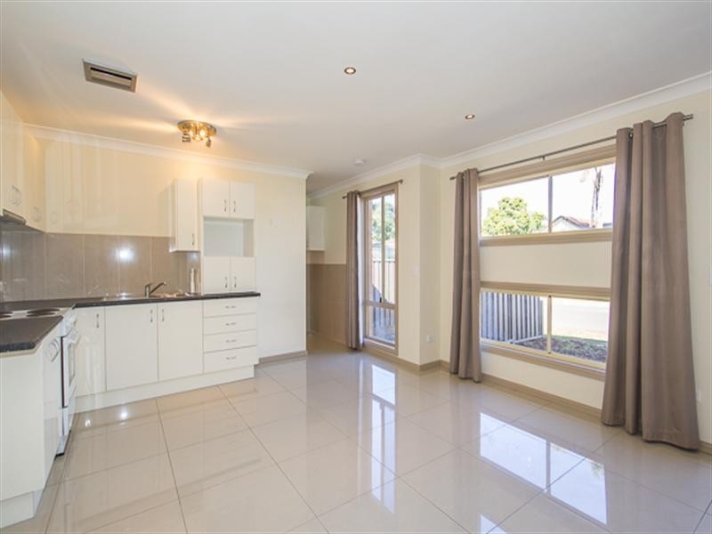 31a Coonawarra Street, Edensor Park NSW 2176