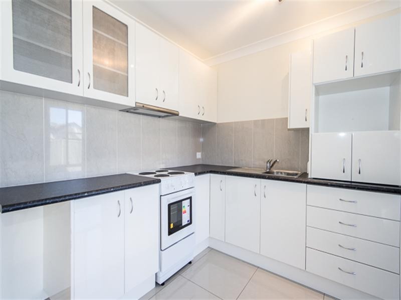 31a Coonawarra Street, Edensor Park NSW 2176