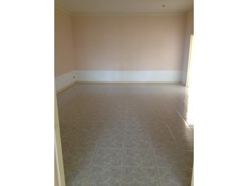 4/2 Lewers Close, Abbotsbury NSW 2176