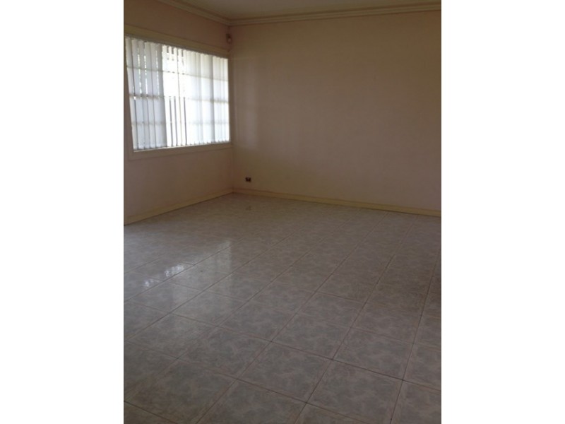 4/2 Lewers Close, Abbotsbury NSW 2176