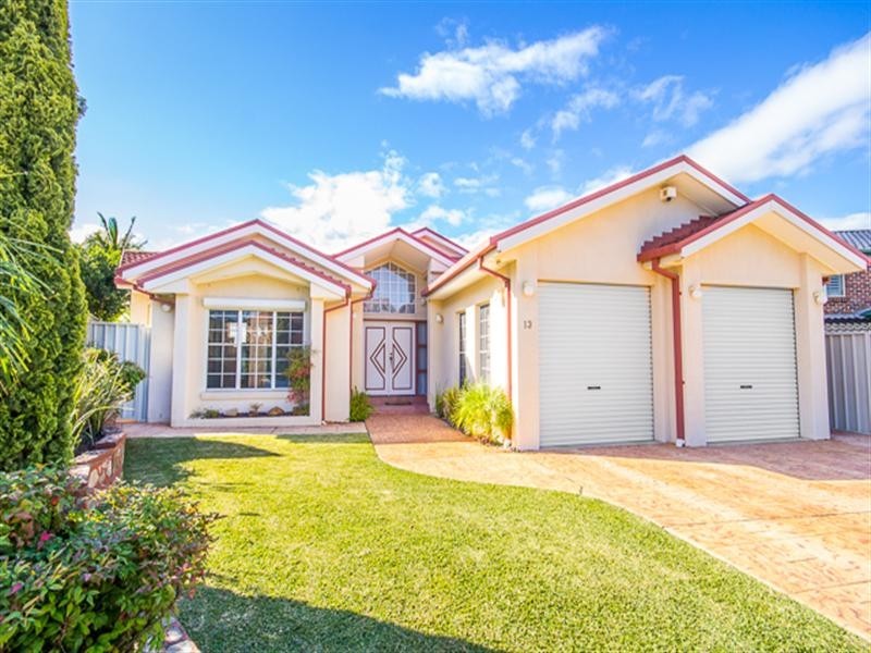 13 Kirkton Place, Edensor Park NSW 2176