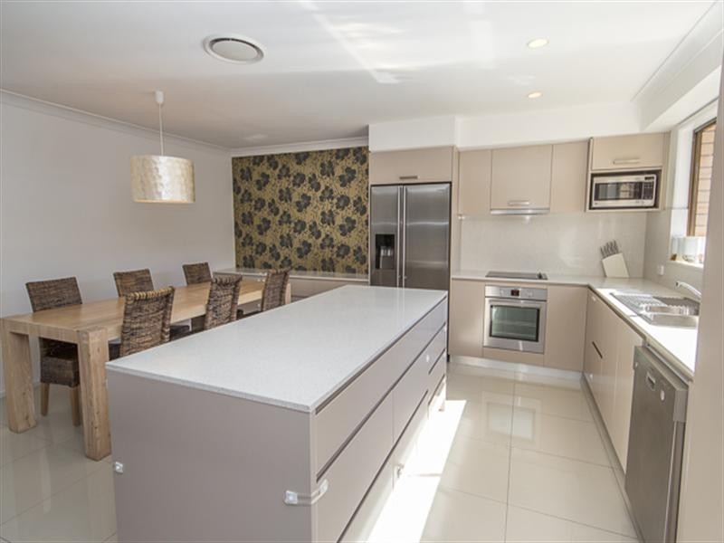 3 Mataro Close, Edensor Park NSW 2176