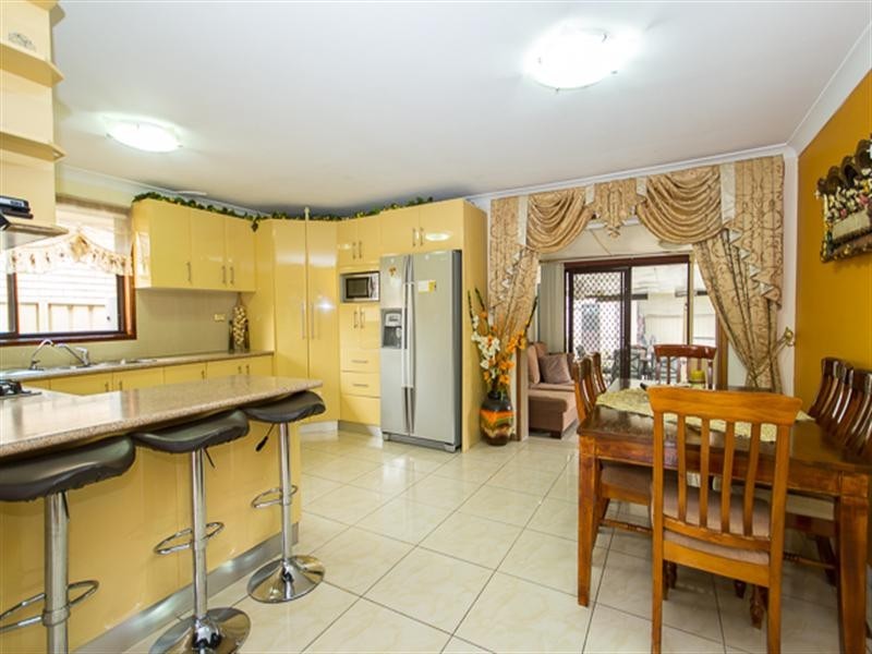 28 Raphael Street, Greenfield Park NSW 2176