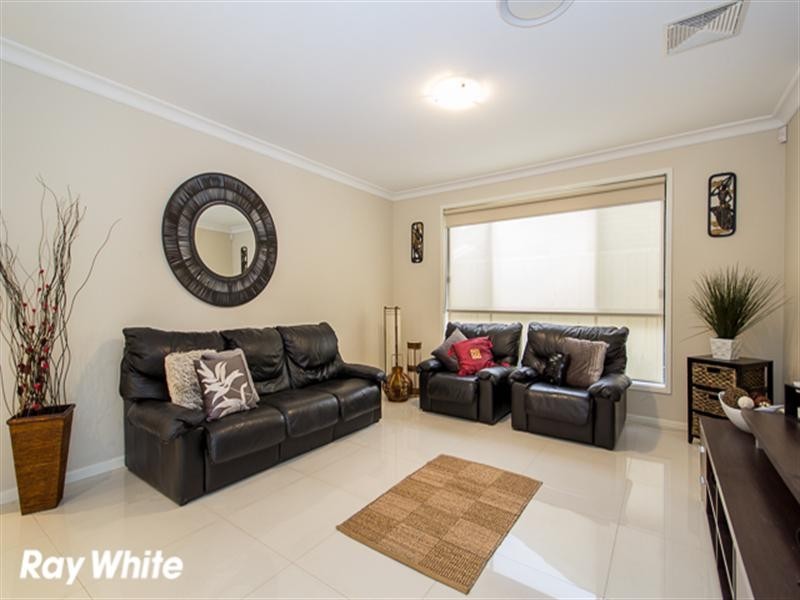 11a Maceri Place, Edensor Park NSW 2176