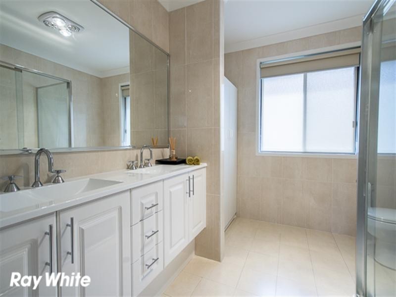 11a Maceri Place, Edensor Park NSW 2176