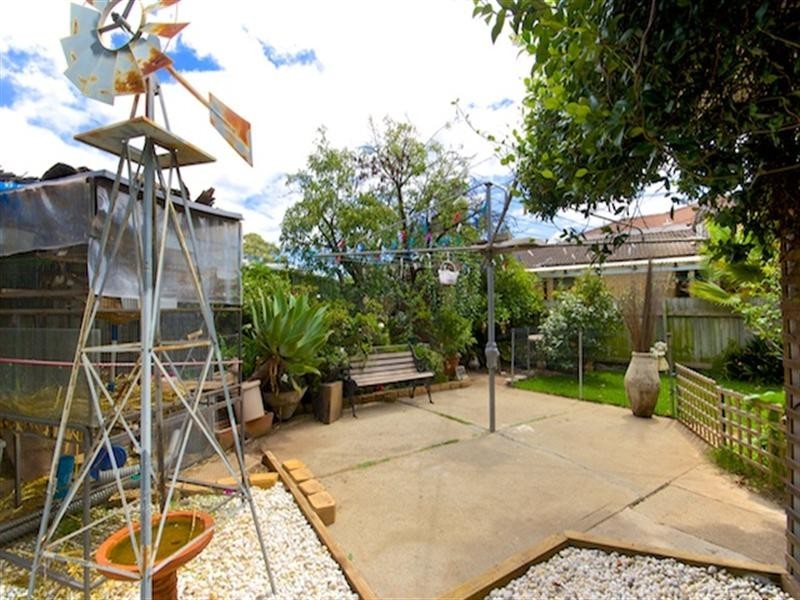 1 Cecil Place, Greenfield Park NSW 2176