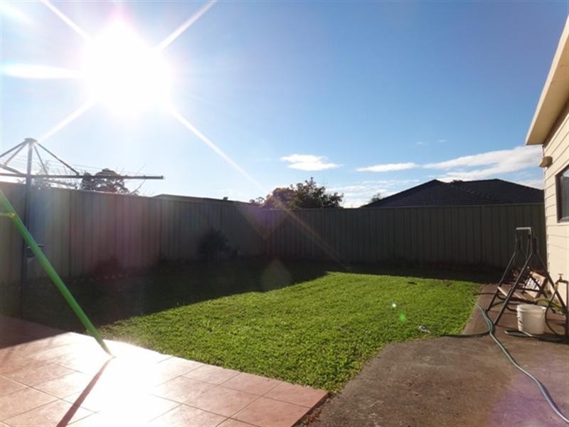 13 Rickard Road, Bossley Park NSW 2176