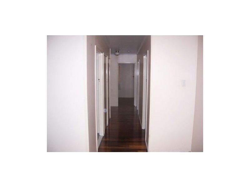 74 ELIZABETH, Acacia Ridge QLD 4110