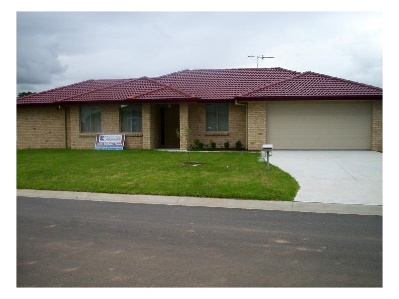 1 CAMERON Close, Heddon Greta NSW 2321