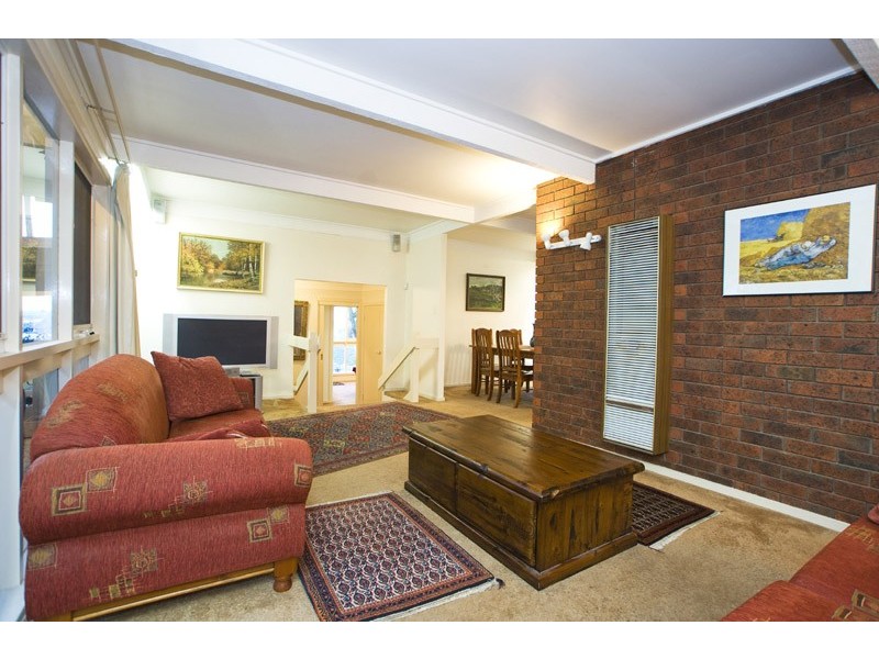 19 Poynton Avenue, Ringwood VIC 3134